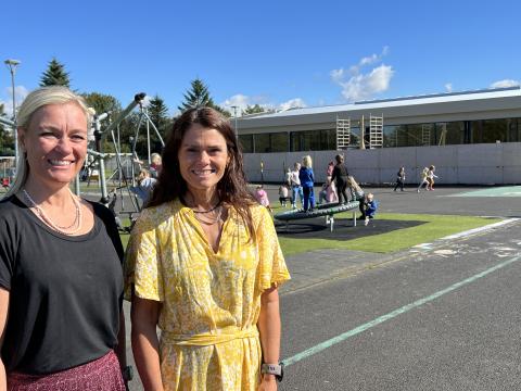 María Helen Eiðsdóttir og Hafdís Guðrún Hilmarsdóttir í Fossvogsskóla