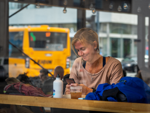 Waiting for the city bus (Photo. Ragnar Th.