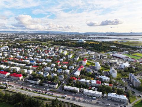 Séð yfir Reykjavíkursvæði úr lofti
