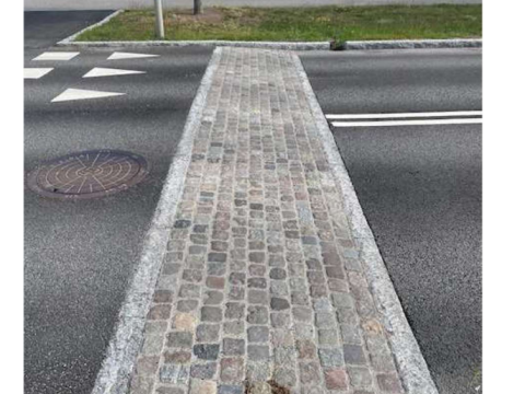 A similar speed deterrent reconstruction project was completed on Álfheimar in 2024.