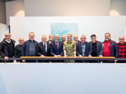 A group of Faroese visitors met with the mayor at Reykjavík City Hall.