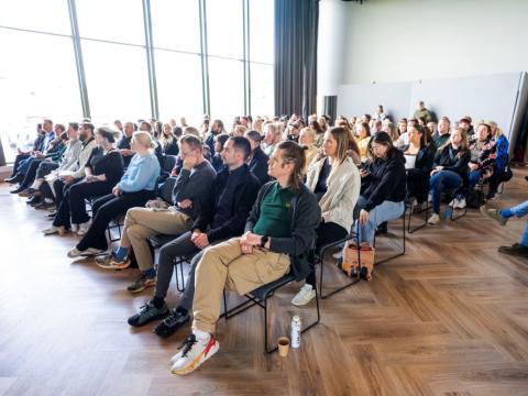 Frá uppskeruhátíðinni Höfuðið í bleyti