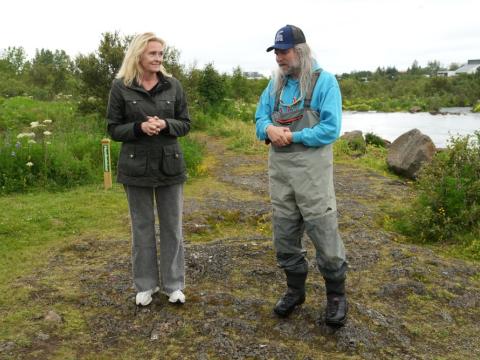 Mayor Heiða Björg Hilmisdóttir with Ingi Garðar Erlendsson, Reykjavík’s Resident of the Year, at the Elliðaár river this morning.