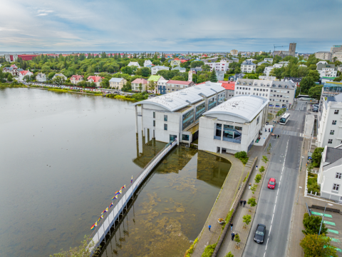 Ráðhús Reykjavíkur úr lofti