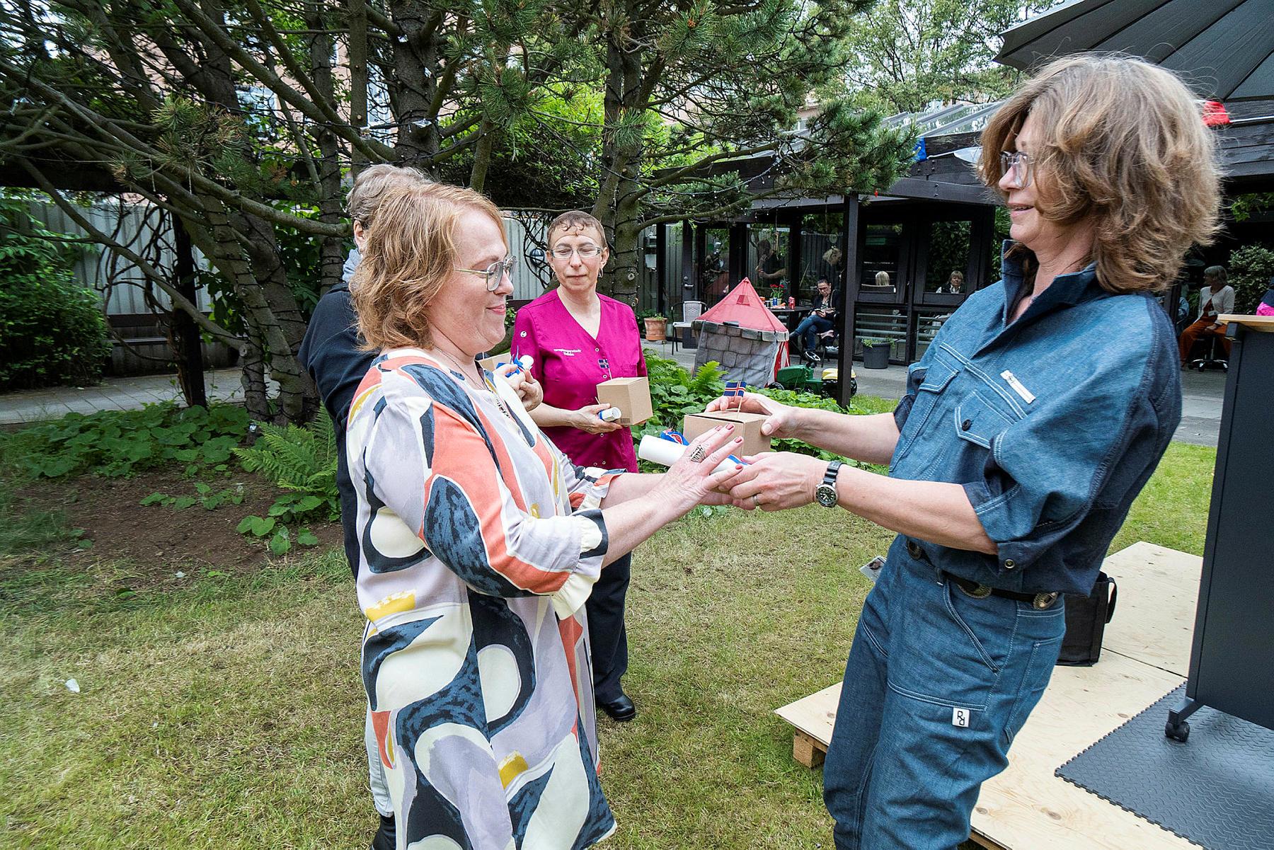 Jórunn Ósk Frímannsdóttir og Álfheiður Árdal.