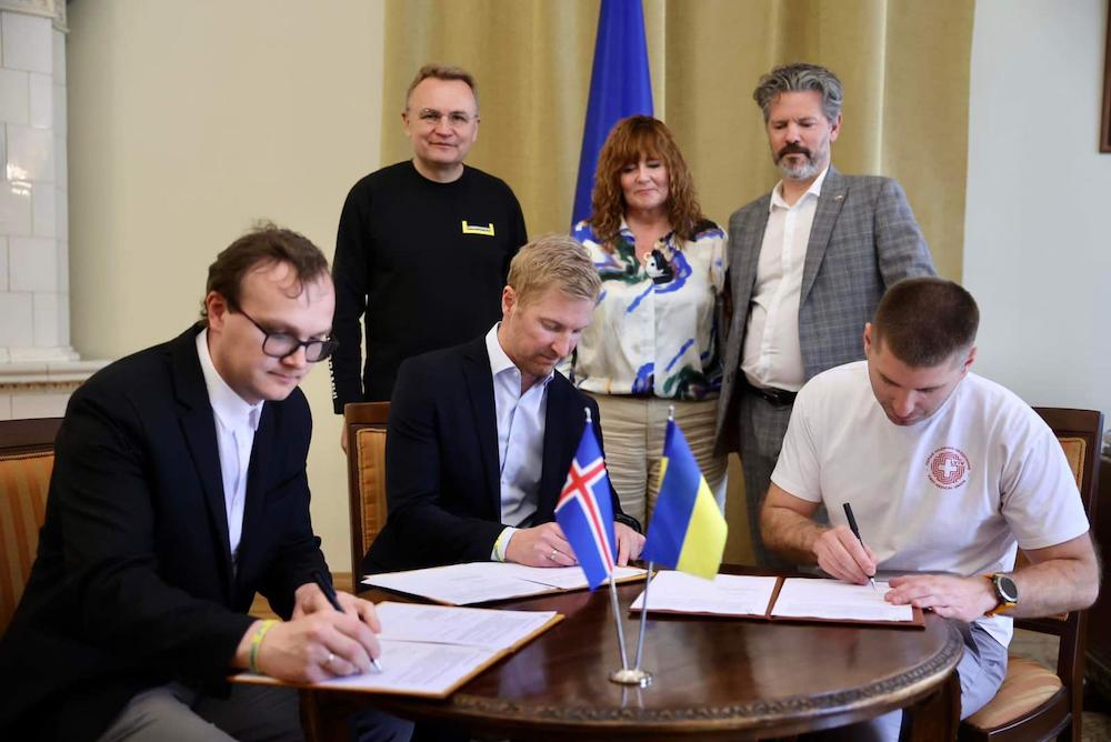 Rammasamkomulag Lviv og Össur undirritað