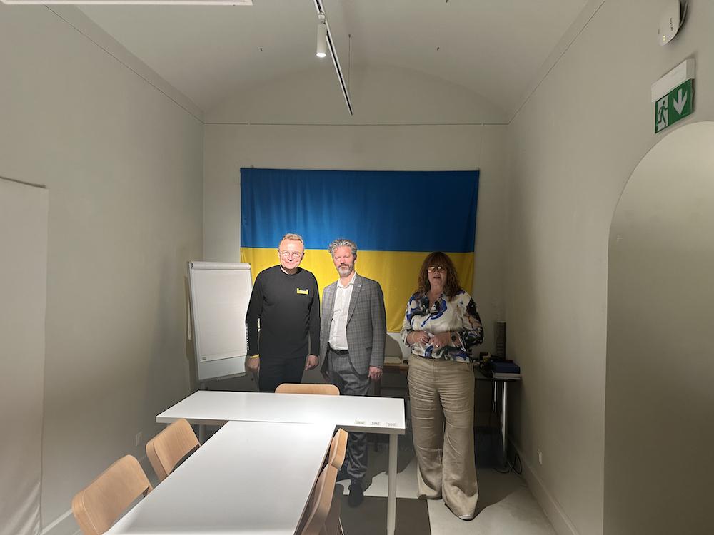 Borgarstjórar Lviv og Reykjavíkur og forseti borgarstjórnar í sprengjubyrgi 