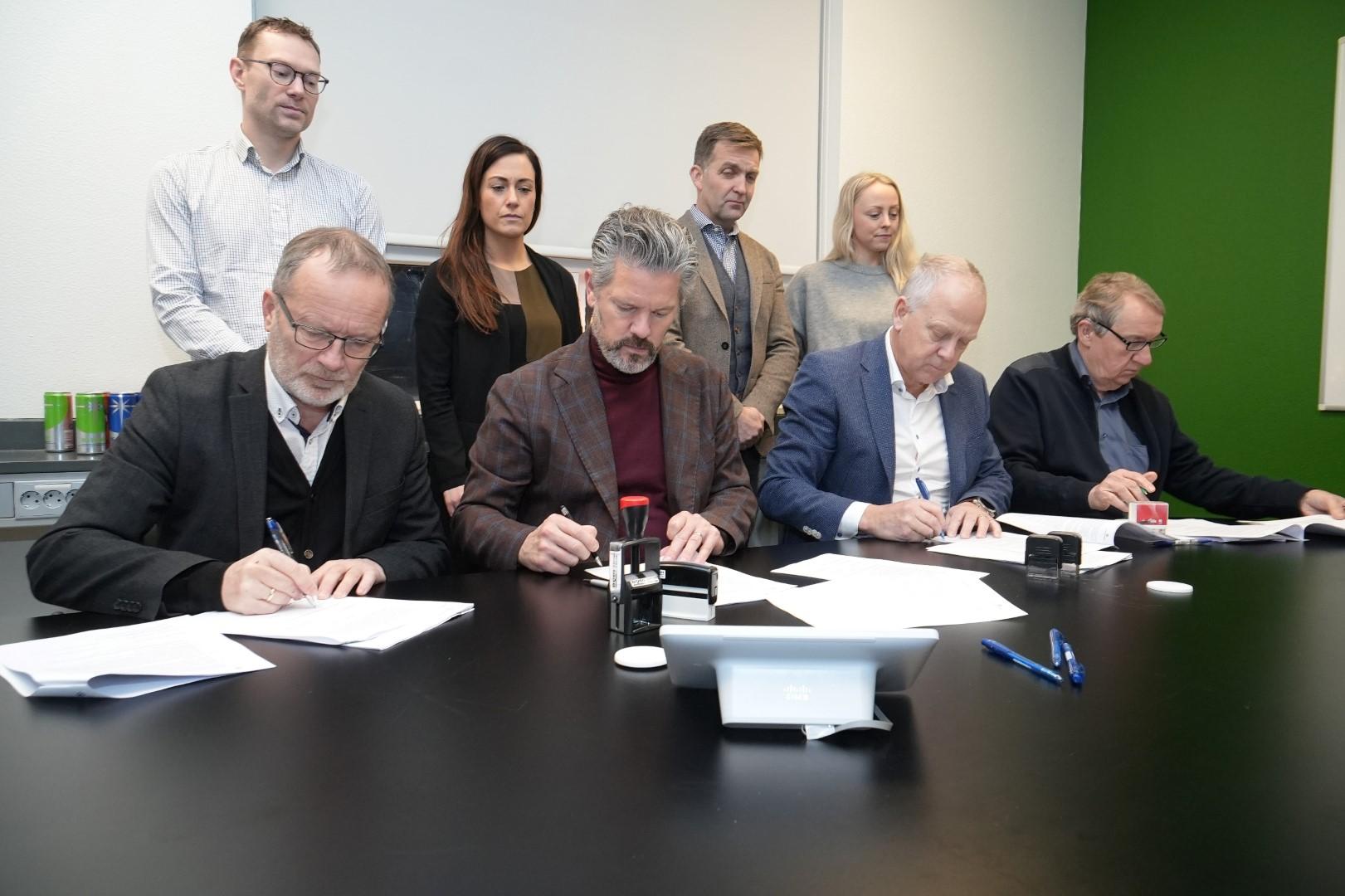 samkomulag undirritað