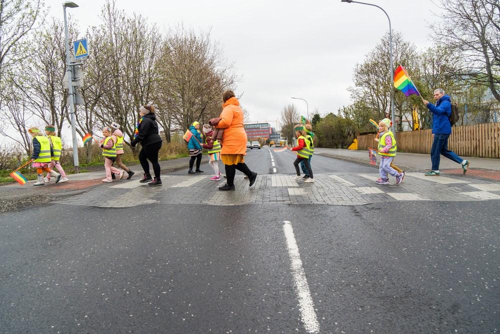 Gleðiganga skóla í Laugardal