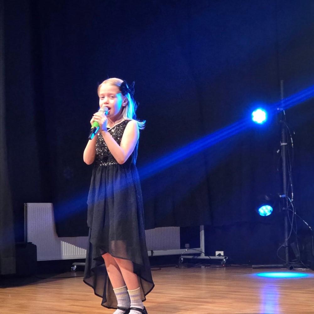 Mynd frá Breiðholt Got Talent