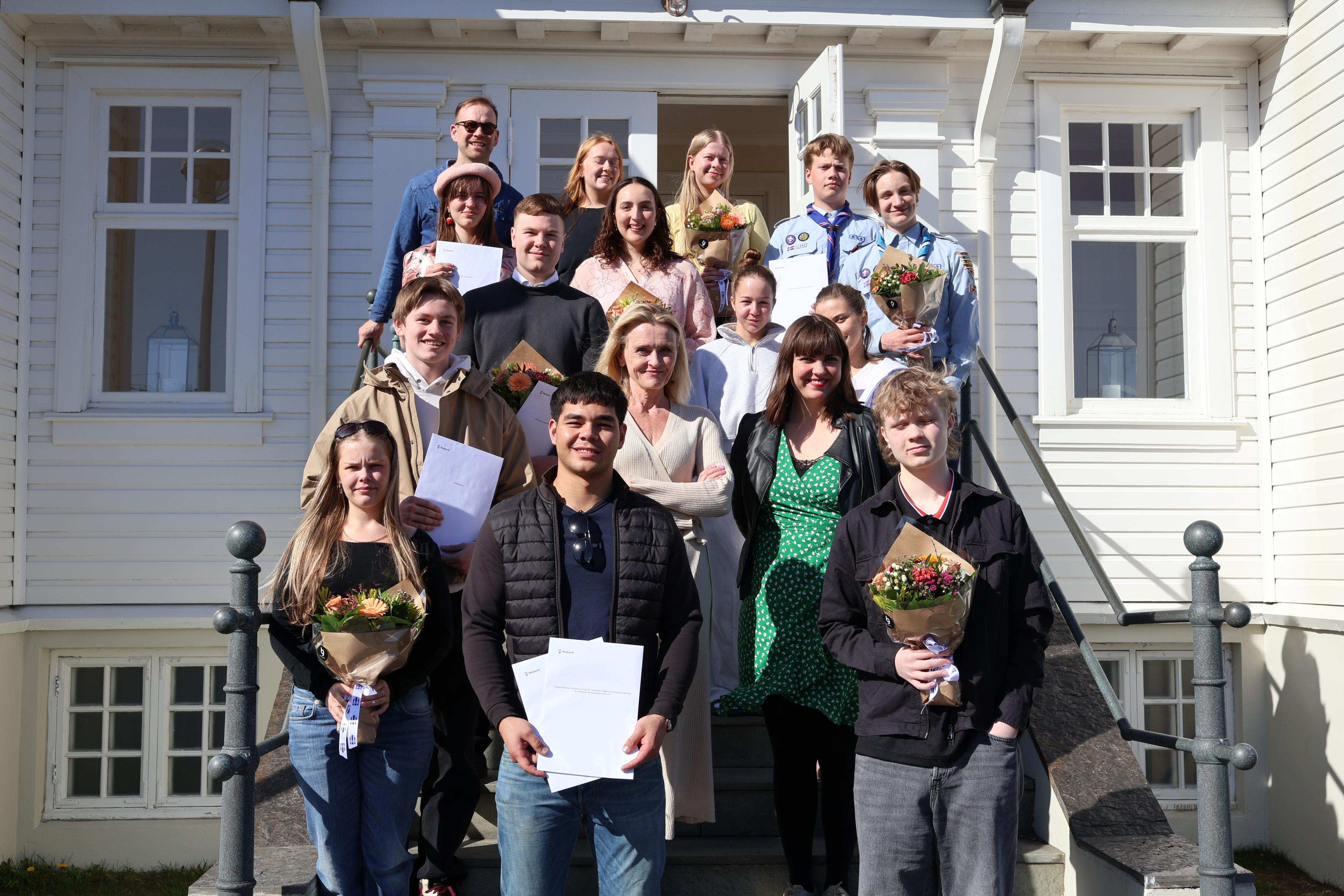 Grant recipients with Heiða Björg and Dóra Björt