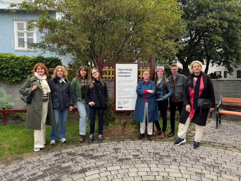 Elín and Kirstín Flygenring, Alda Björk Valdimarsdóttir, Arndís Lóa Magnúsdótttir, Eva Rún Snorradóttir, Sigurbjörg Þrastardóttir, Elías Rúni, and Sigrún Úlfarsdóttir