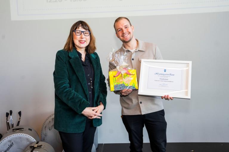 Frá uppskeruhátíðinni Höfuðið í bleyti