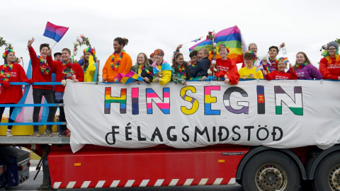 Vagn Hinsegin félagsmiðstöðvar í Gleðigöngu 2018.