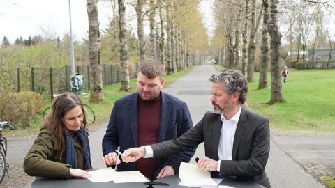 Undirritun viljayfirlýsingar um byggingu þjóðarhallar í Laugardal