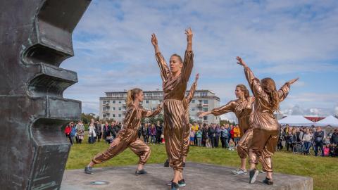 Frá setningu Menningarnætur við Hagatorg árið 2019.