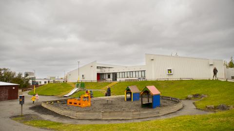 Yfirlitsmynd yfir leiksvæðið á leikskólanum Austurborg