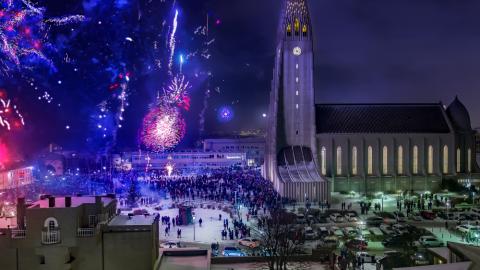 Flugeldar við Hallgrímskirkju.