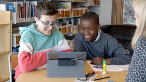 Do you want to speak Icelandic with me? Primary school projects in Grafarvogur and Kjalarnes