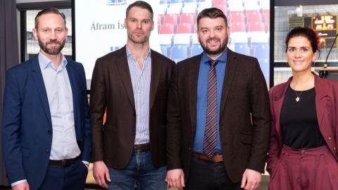 The Mayor, Chair of the National Arena, Minister of Education and Children's Affairs, and Minister of Finance stand together and smile