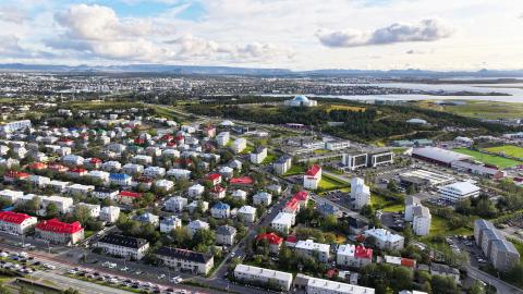 Séð yfir Reykjavíkursvæði úr lofti