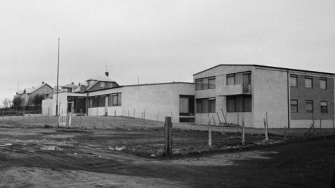 black and white photo of Thorvaldsens Association Nursery from the outside