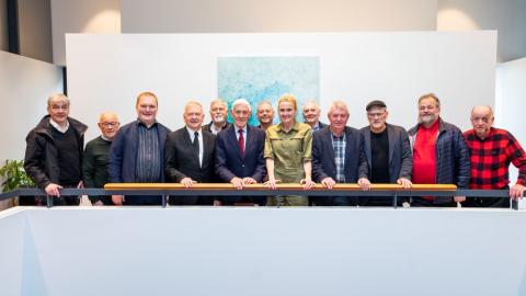 A group of Faroese visitors met with the mayor at Reykjavík City Hall.