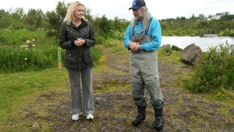 Mayor Heiða Björg Hilmisdóttir with Ingi Garðar Erlendsson, Reykjavík’s Resident of the Year, at the Elliðaár river this morning.