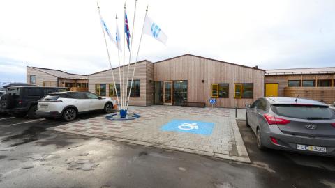 Photo of the front of the new housing cluster at Brekknaás