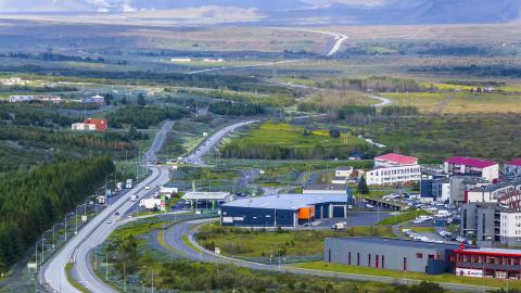Overview of Suðurlandsvegur and Norðlingarholt.