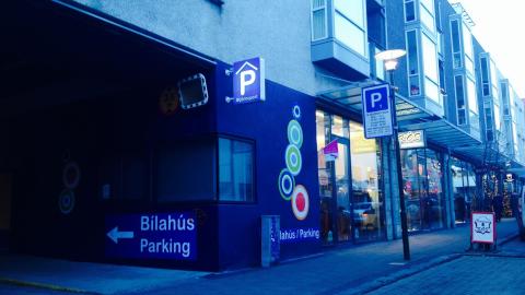 Stjörnuport parking garage